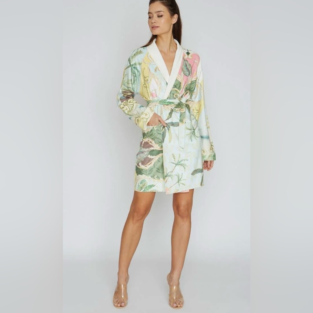 WRAP UP by VP Tropical Printed Short Robe in Dream of Palms Yellow